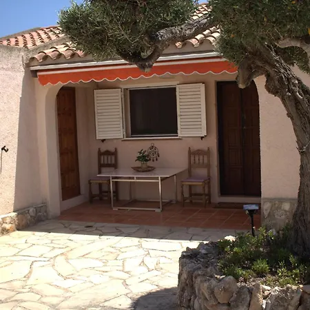 Semesterbostad Casa Nuria *